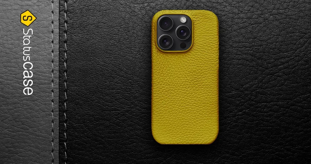 Жовтий чохол StatusCase для смартфона на шкіряній фактурі